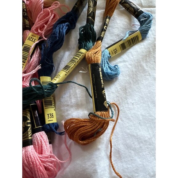 DMC Embroidery Floss Collection Assorted Colors 100% Cotton 50+ Craft Thread Fo - Picture 16 of 16